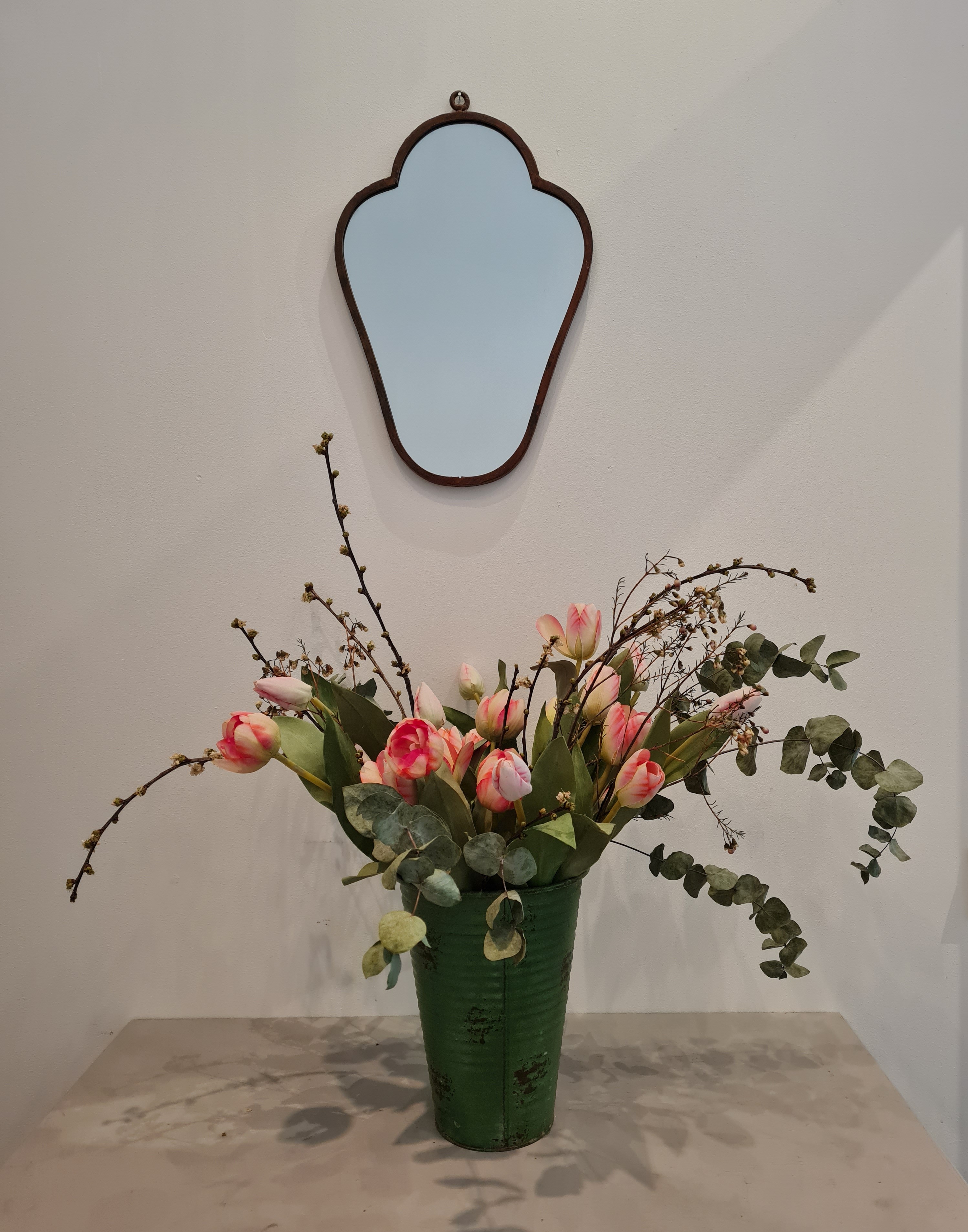 Blommor och Spegel
